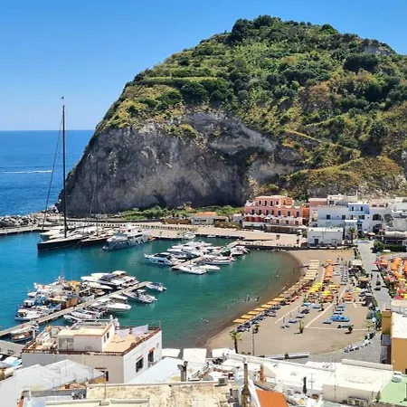 La Casa Di Tina بيت للعطل