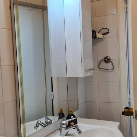 La Casa Di Tina بيت للعطل